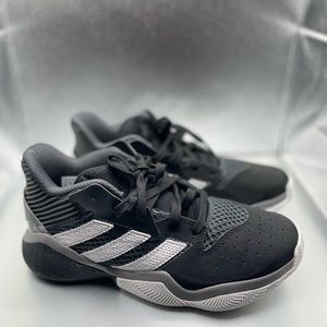 Adidas Harden Stepback J, Black, white and grey. Size 4.5 youth